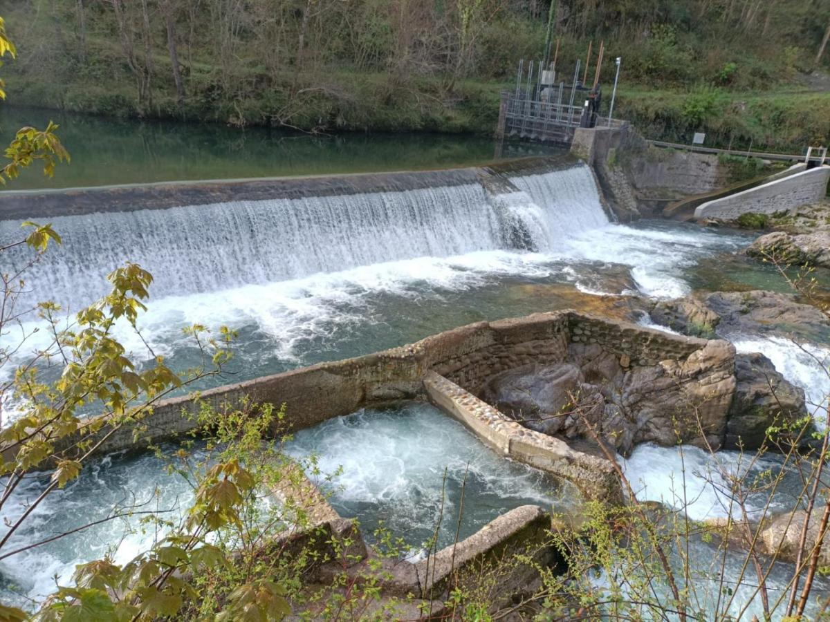 La Salmonera Cangas De Onis Канио Экстерьер фото