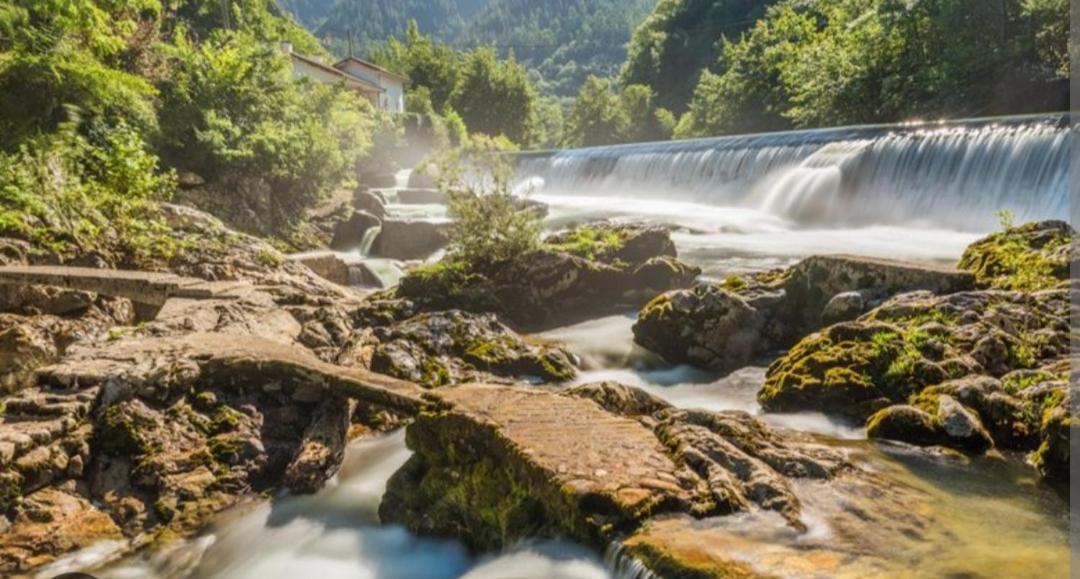 La Salmonera Cangas De Onis Канио Экстерьер фото