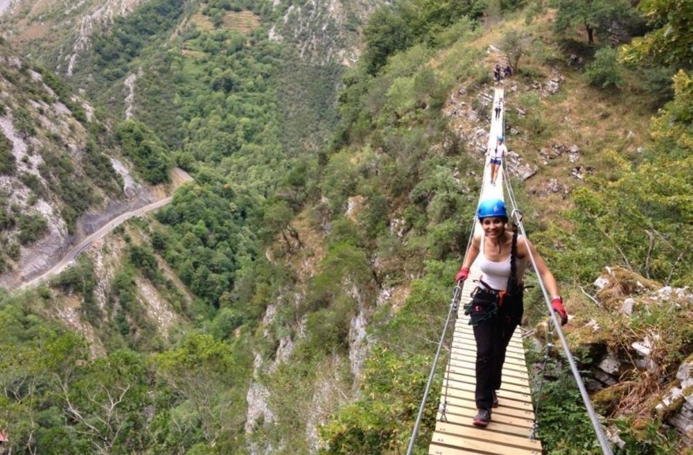 La Salmonera Cangas De Onis Канио Экстерьер фото