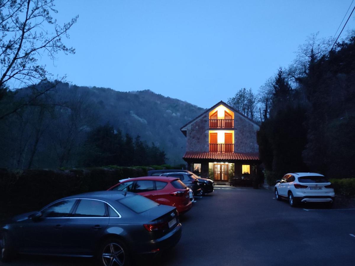 La Salmonera Cangas De Onis Канио Экстерьер фото