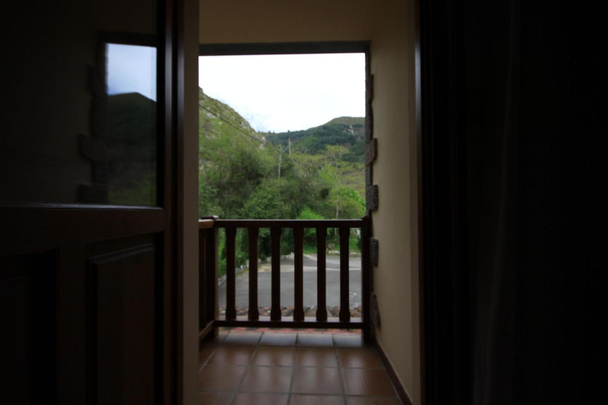 La Salmonera Cangas De Onis Канио Экстерьер фото