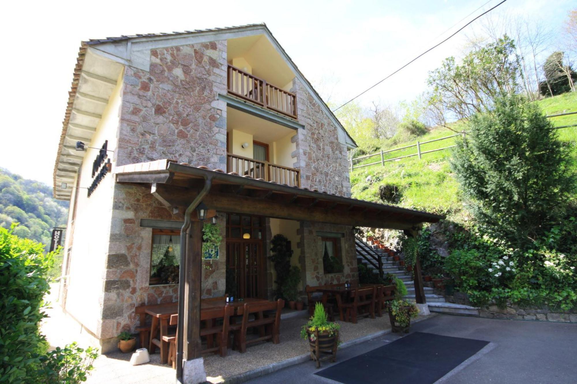 La Salmonera Cangas De Onis Канио Экстерьер фото